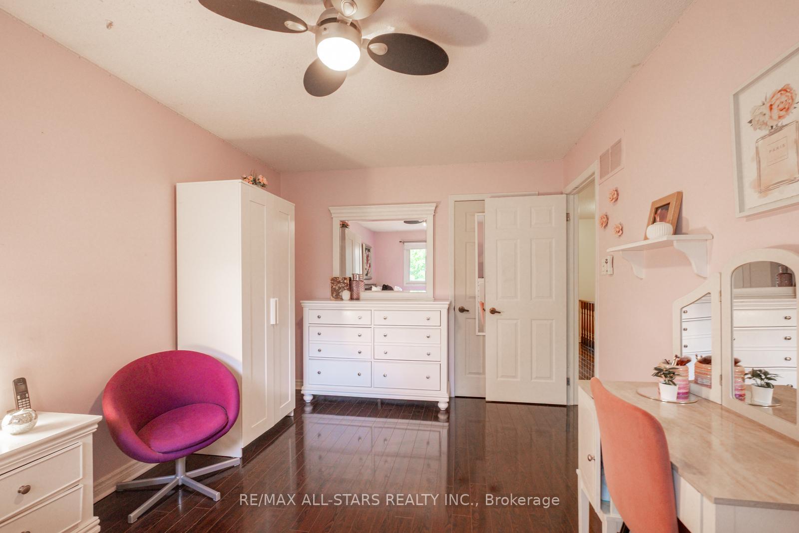 Photo 28 of 164 Major Buttons Drive, Markham, Sherwood-Amberglen — HOMEH