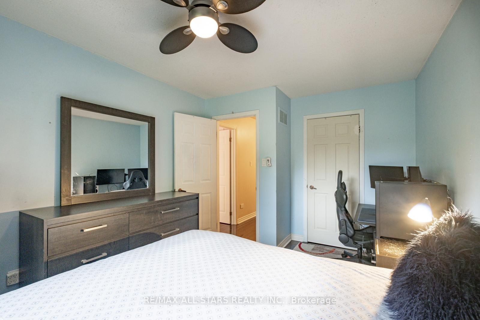 Photo 30 of 164 Major Buttons Drive, Markham, Sherwood-Amberglen — HOMEH