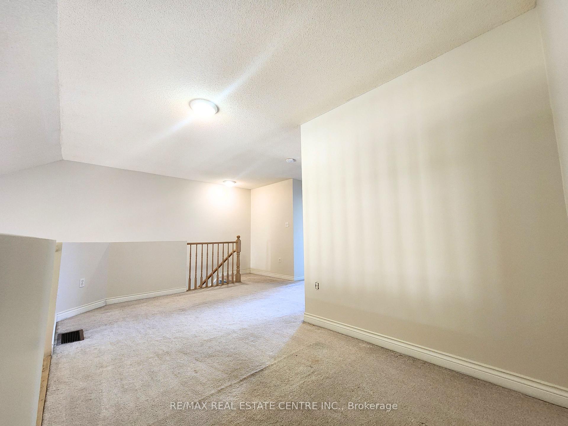 Photo 19 of 61 Dynasty Avenue, Hamilton, Stoney Creek — HOMEH