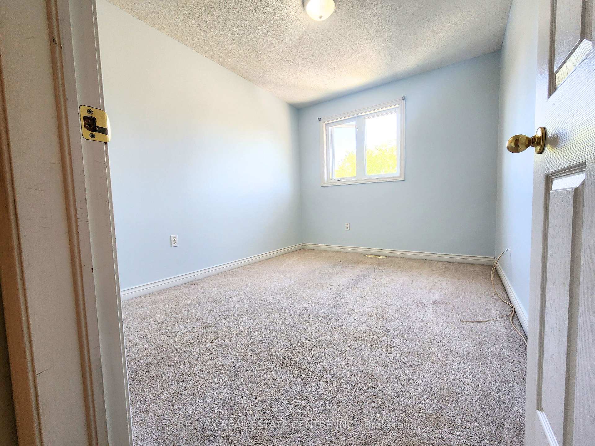 Photo 20 of 61 Dynasty Avenue, Hamilton, Stoney Creek — HOMEH