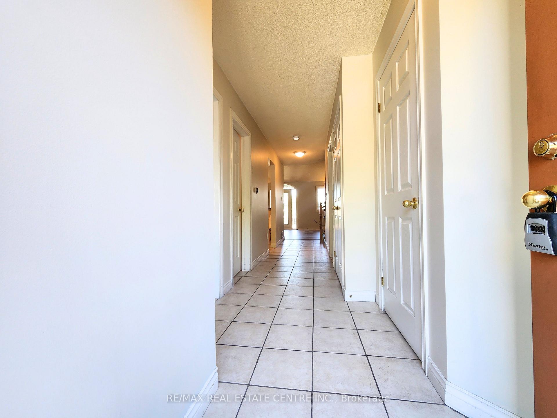 Photo 28 of 61 Dynasty Avenue, Hamilton, Stoney Creek — HOMEH