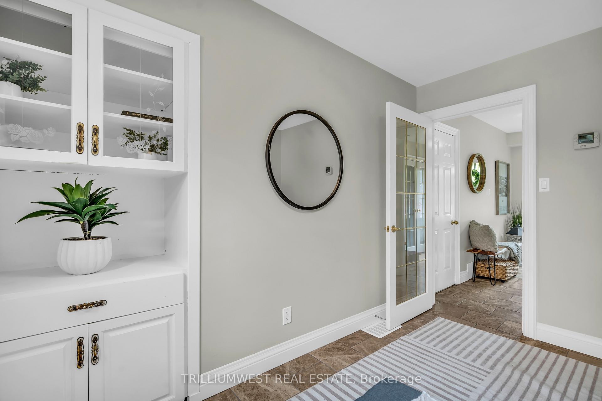 Photo 7 of 36 Blackfriars Place, Kitchener — HOMEH