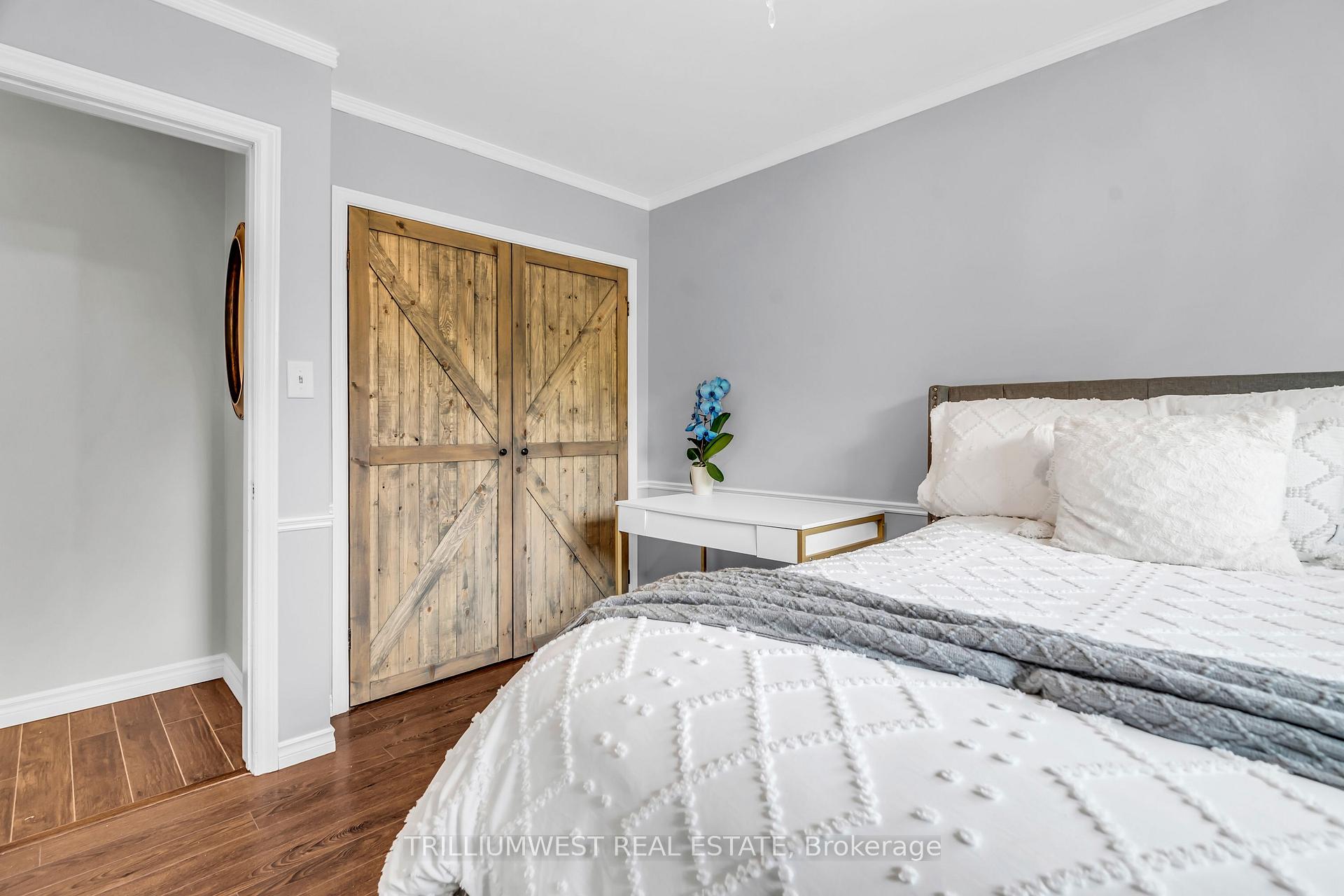 Photo 20 of 36 Blackfriars Place, Kitchener — HOMEH