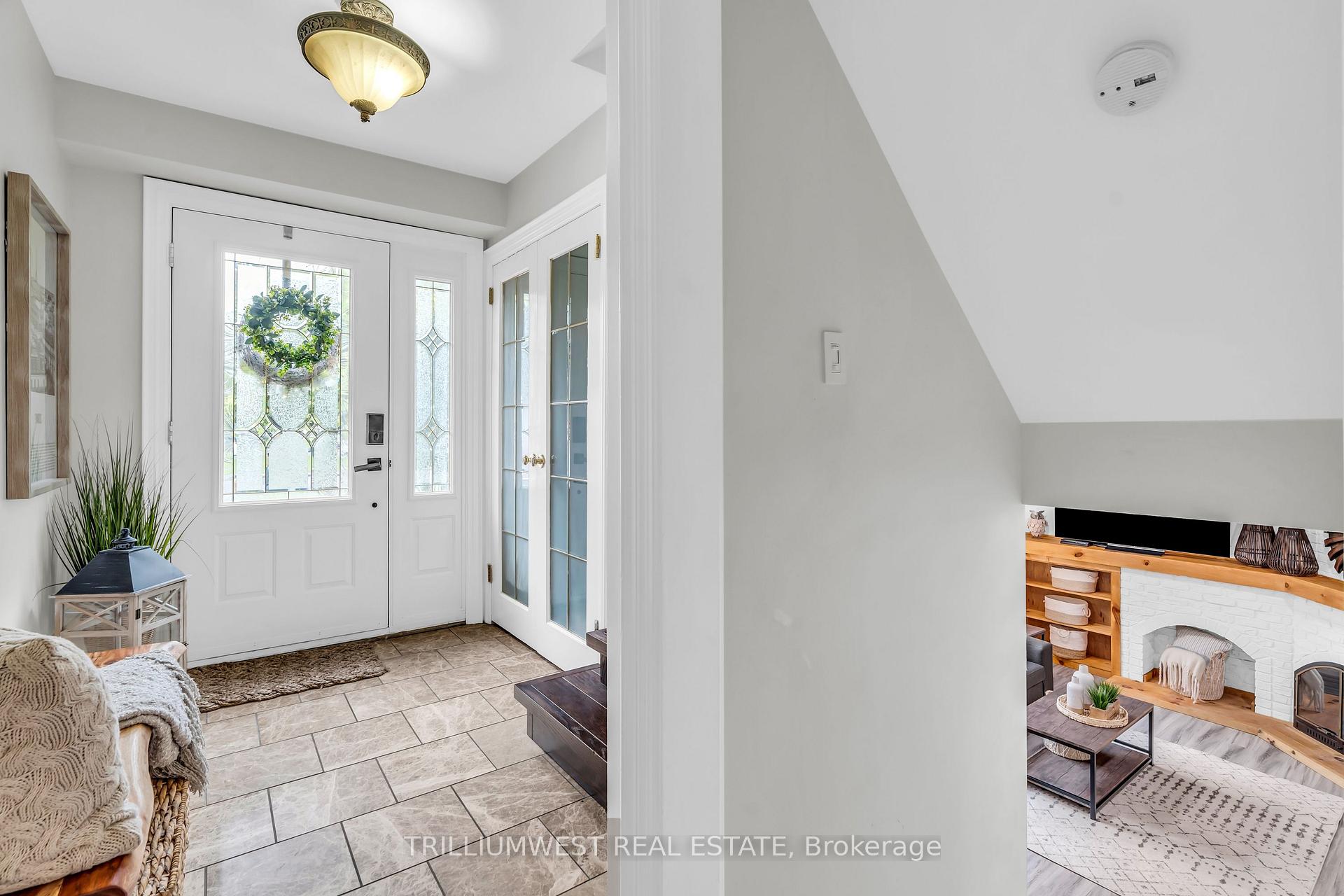 Photo 25 of 36 Blackfriars Place, Kitchener — HOMEH
