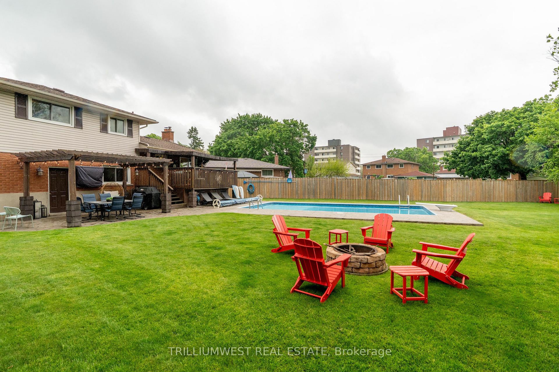 Photo 36 of 36 Blackfriars Place, Kitchener — HOMEH