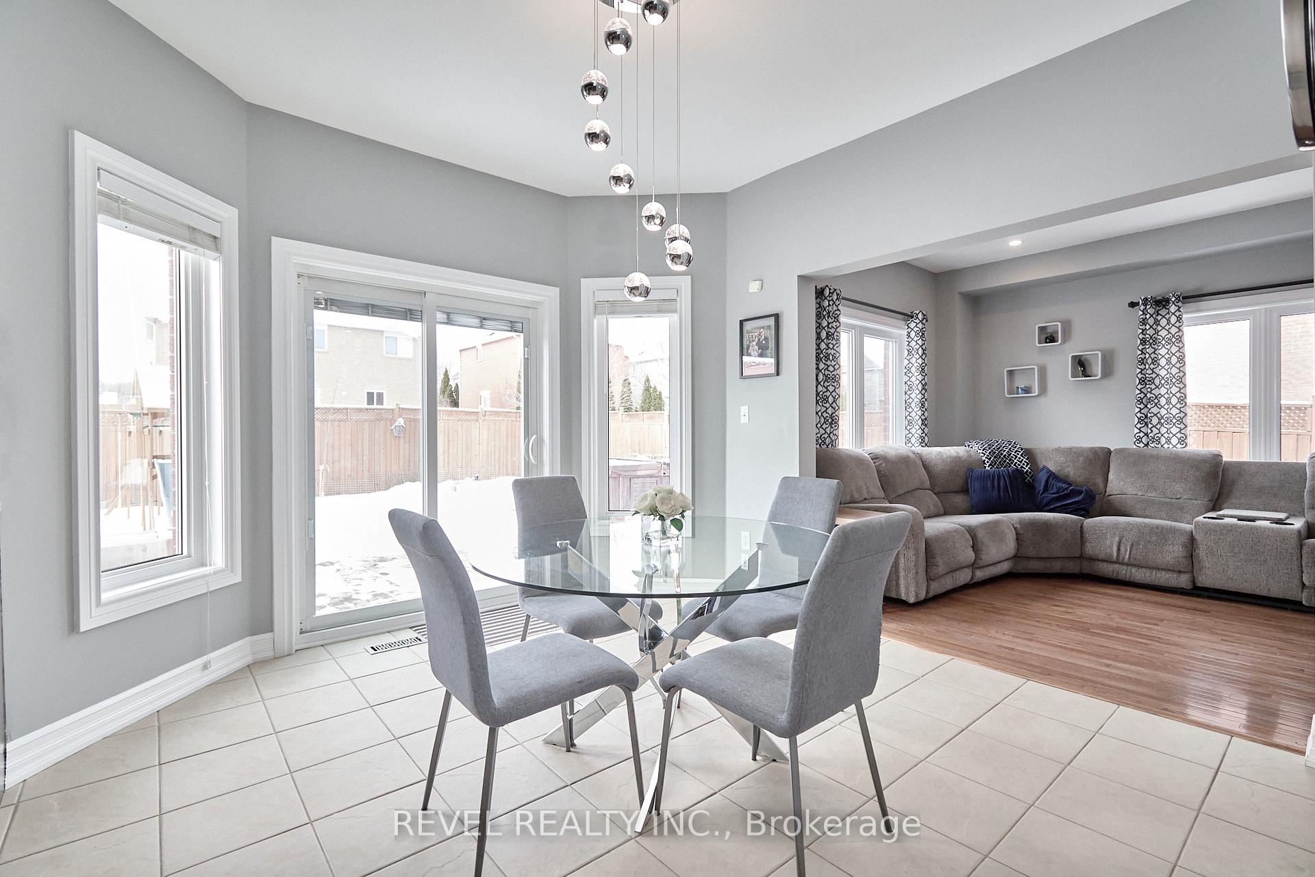 Photo 13 of 1979 Romina Court, Innisfil, Alcona — HOMEH