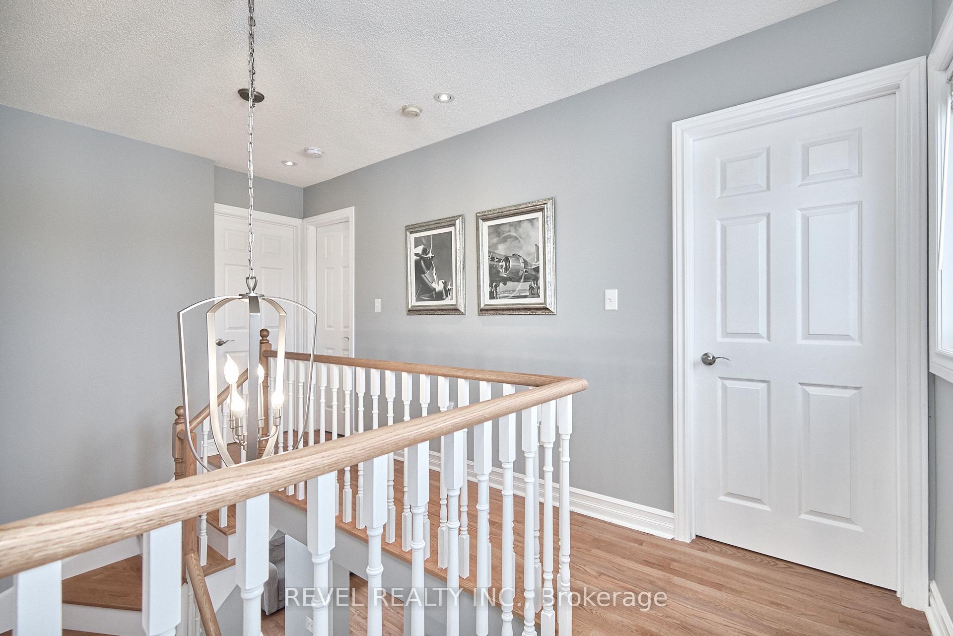 Photo 16 of 1979 Romina Court, Innisfil, Alcona — HOMEH