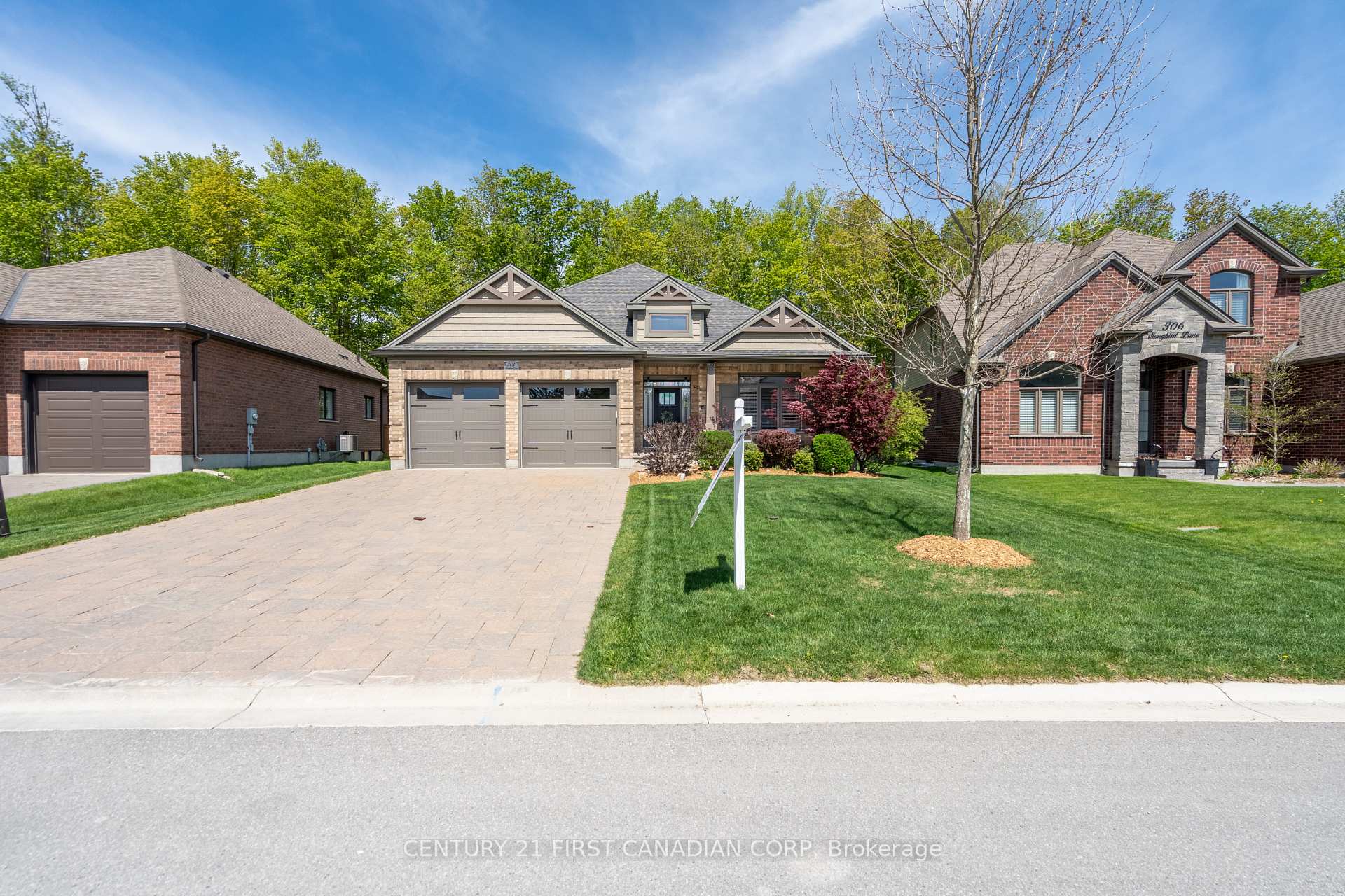 Photo 2 of 302 Songbird Lane, Middlesex Centre, Ilderton — HOMEH