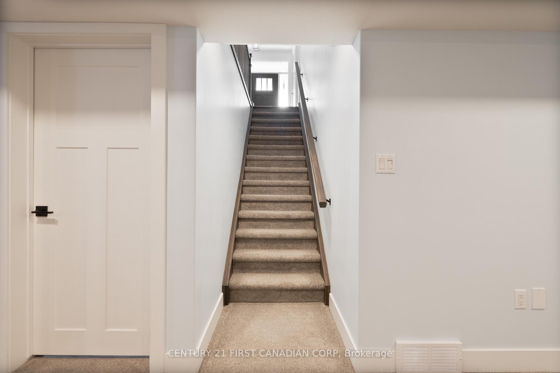 Photo 22 of 302 Songbird Lane, Middlesex Centre, Ilderton — HOMEH