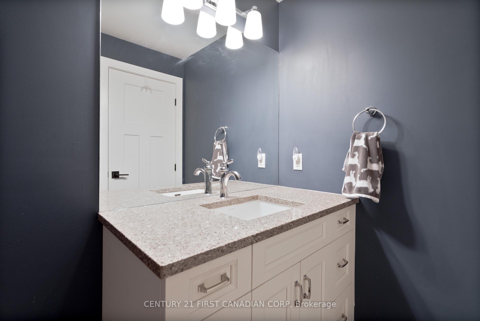 Photo 25 of 302 Songbird Lane, Middlesex Centre, Ilderton — HOMEH