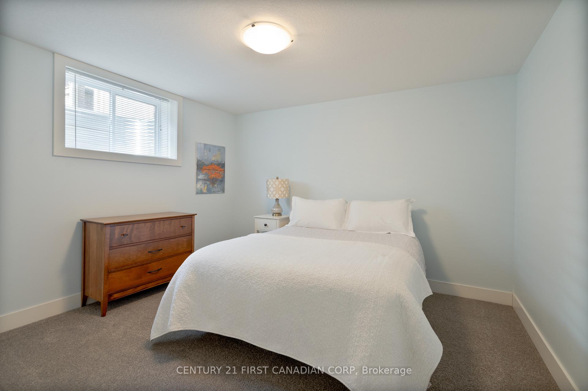 Photo 29 of 302 Songbird Lane, Middlesex Centre, Ilderton — HOMEH