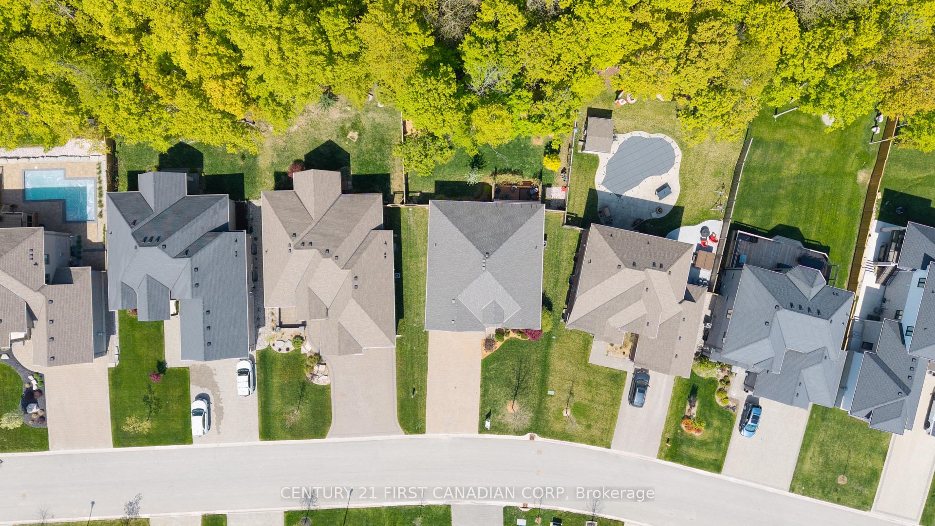 Photo 40 of 302 Songbird Lane, Middlesex Centre, Ilderton — HOMEH