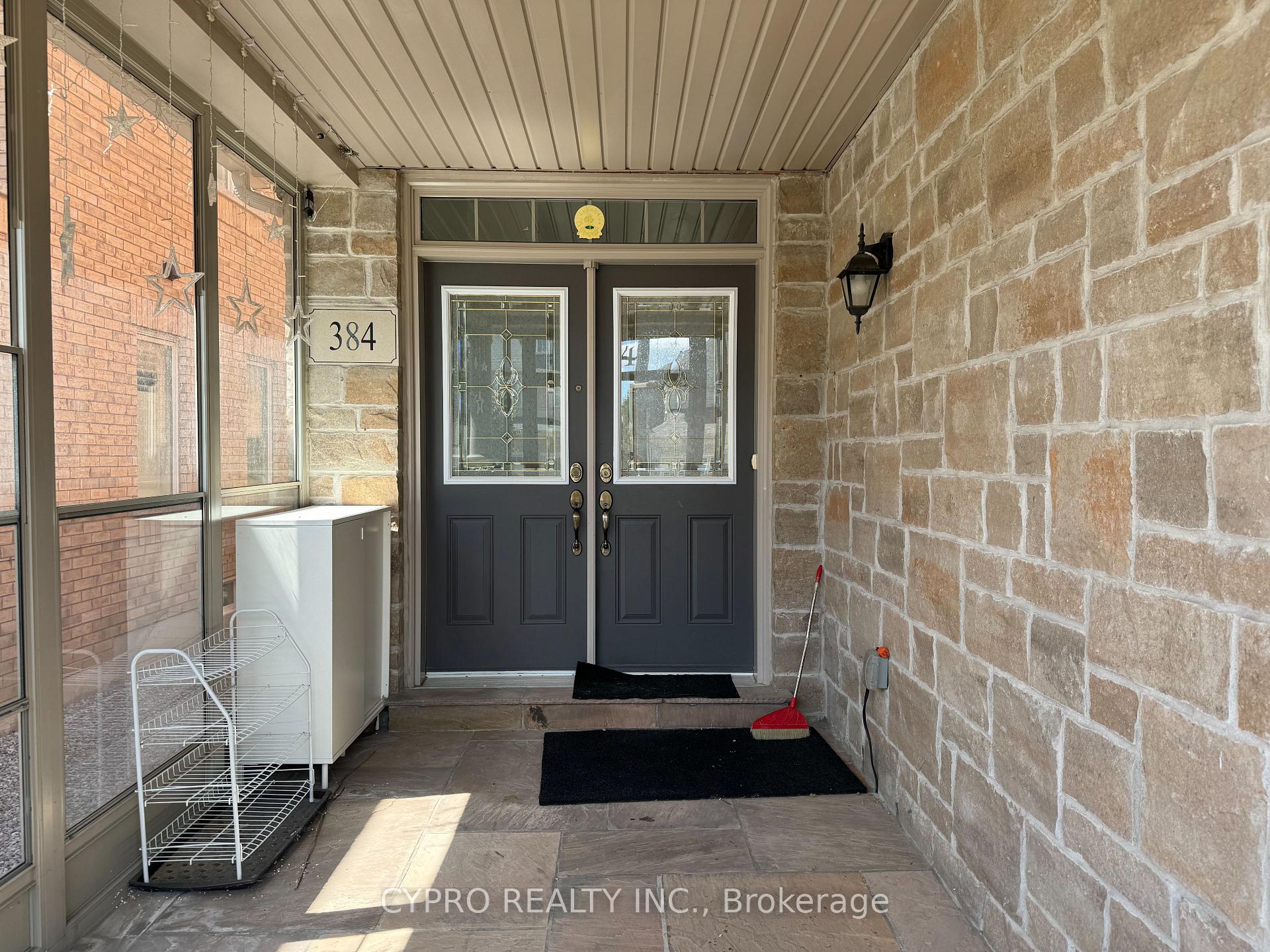 Photo 2 of 384 Wilfred Murison Avenue, Markham, Berczy — HOMEH