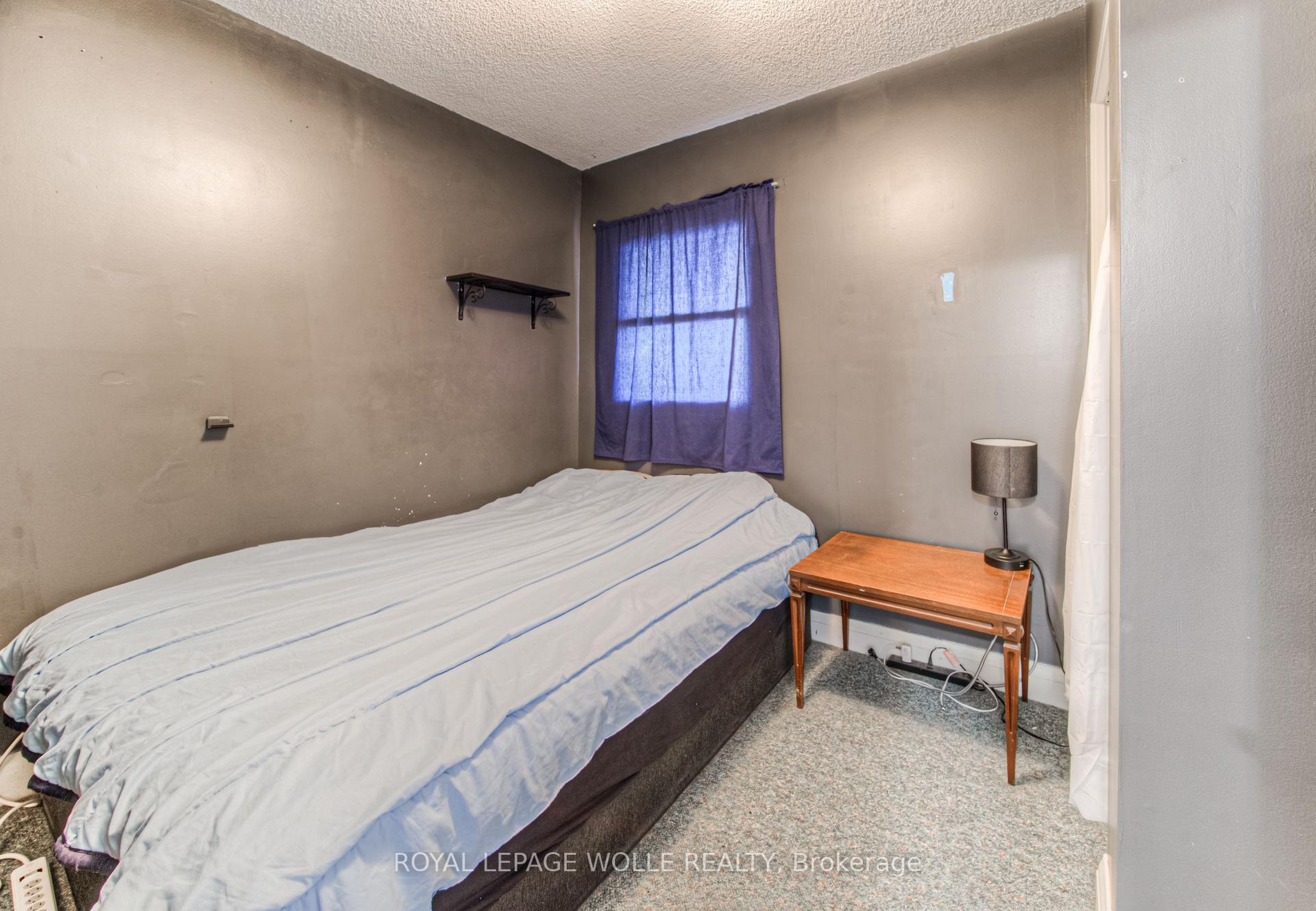 Photo 19 of 47 Belleview Avenue, Kitchener — HOMEH