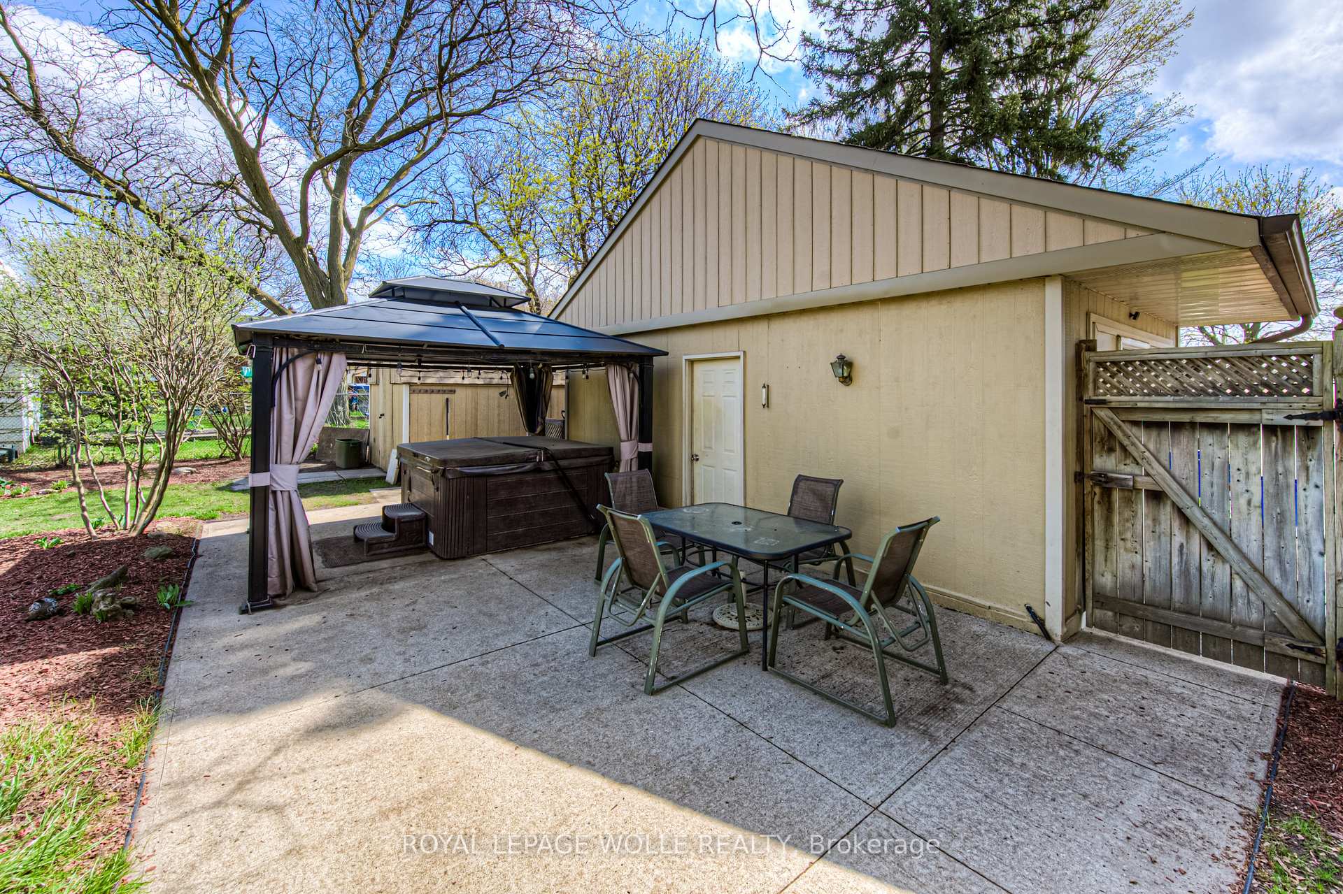 Photo 27 of 47 Belleview Avenue, Kitchener — HOMEH