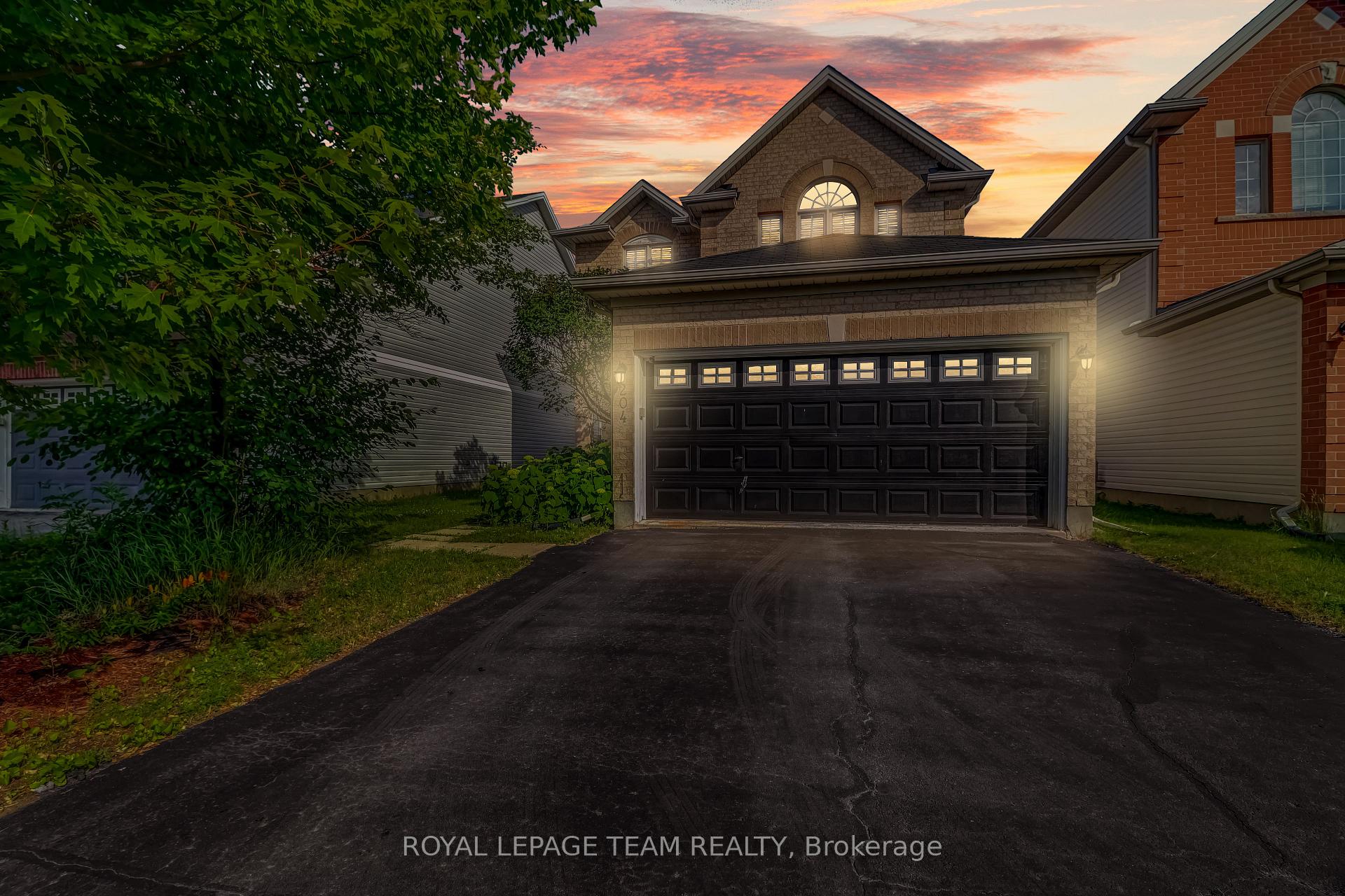 Front of 204 Applecross Crescent