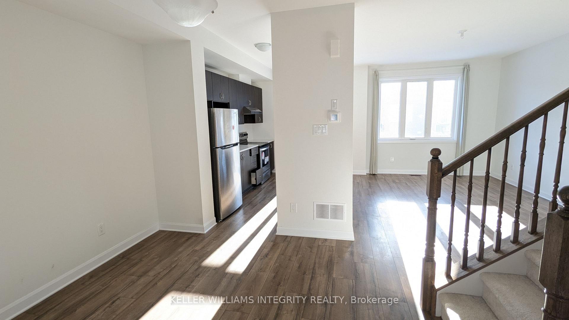 Photo 7 of 513 Winterset Road S, Ottawa, Kanata - Kanata Lakes/Heritage Hills — HOMEH