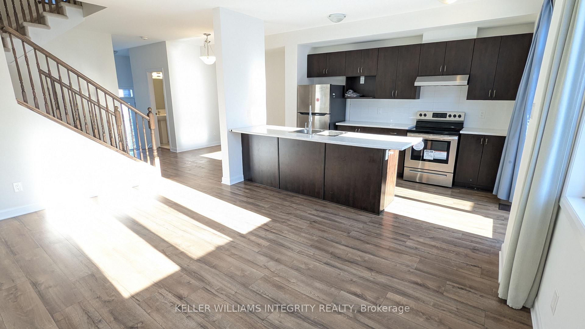 Photo 10 of 513 Winterset Road S, Ottawa, Kanata - Kanata Lakes/Heritage Hills — HOMEH