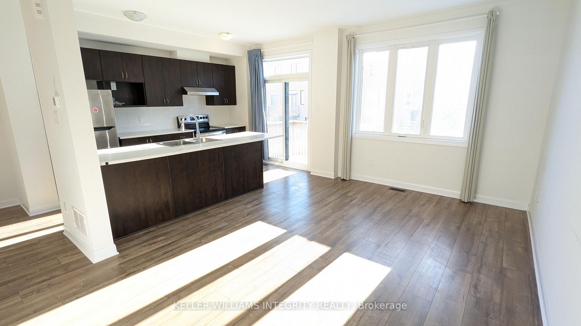 Photo 11 of 513 Winterset Road S, Ottawa, Kanata - Kanata Lakes/Heritage Hills — HOMEH