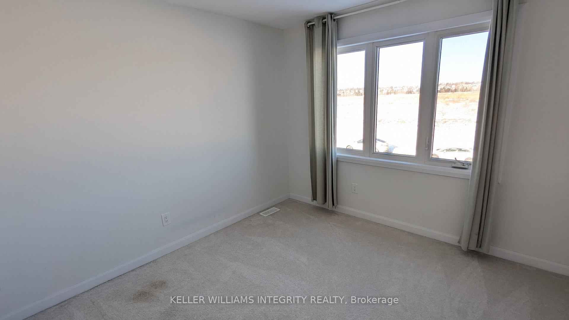 Photo 23 of 513 Winterset Road S, Ottawa, Kanata - Kanata Lakes/Heritage Hills — HOMEH