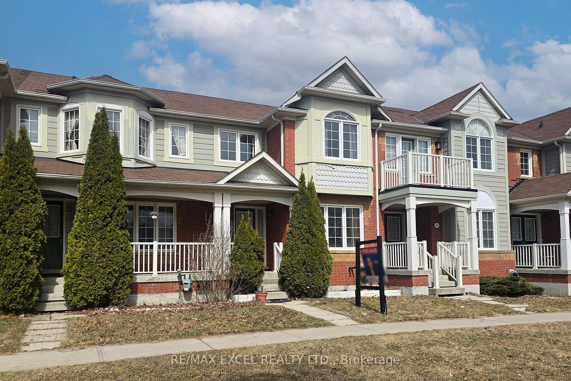 Photo 3 of 52 Morning Dove Drive, Markham, Cornell — HOMEH