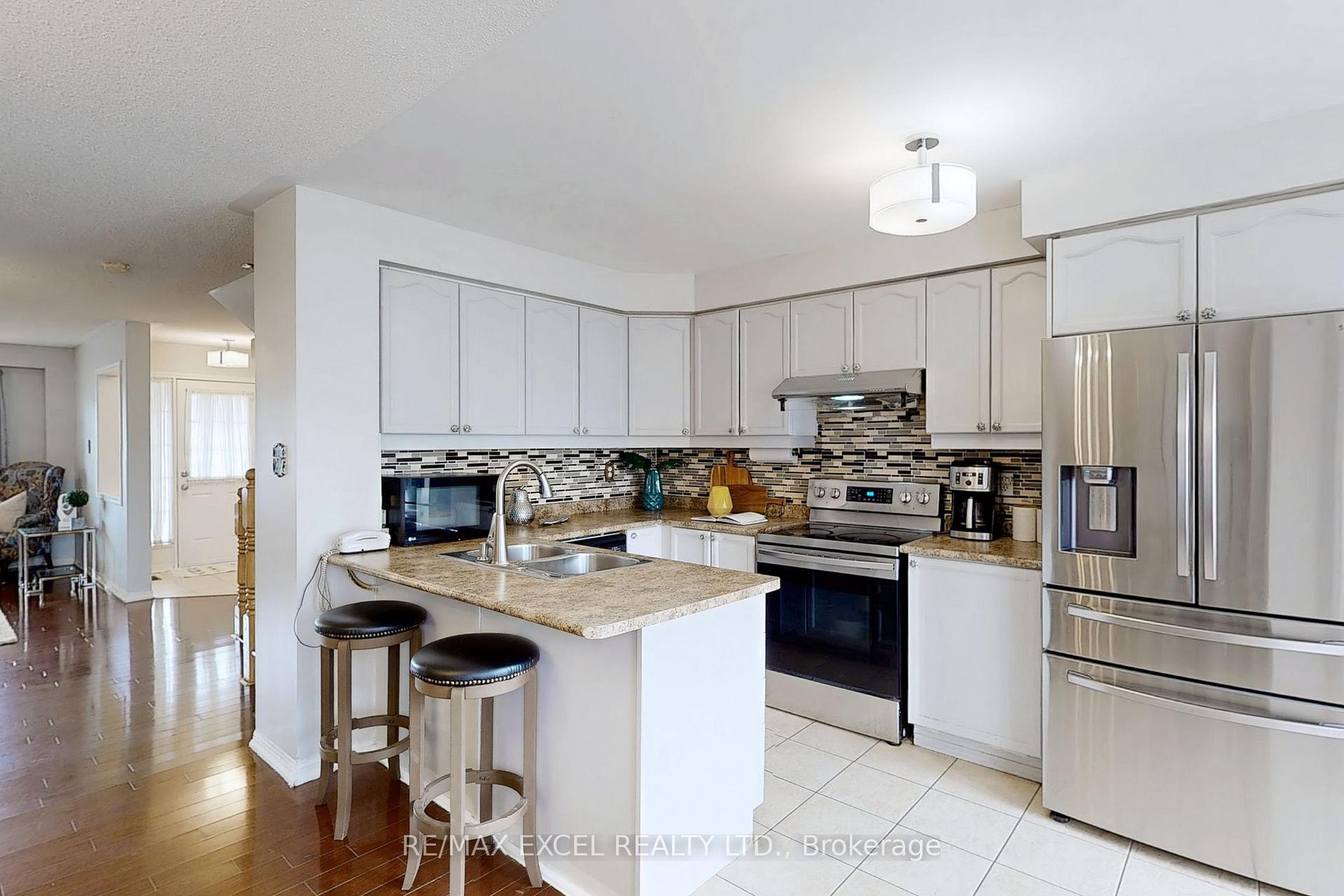 Photo 11 of 52 Morning Dove Drive, Markham, Cornell — HOMEH