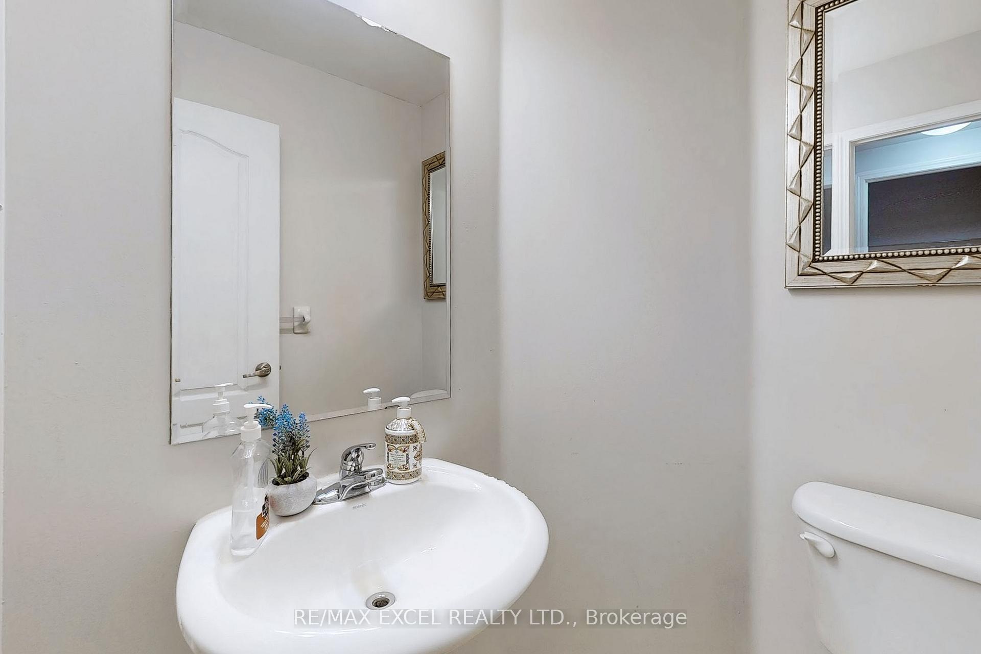 Photo 17 of 52 Morning Dove Drive, Markham, Cornell — HOMEH