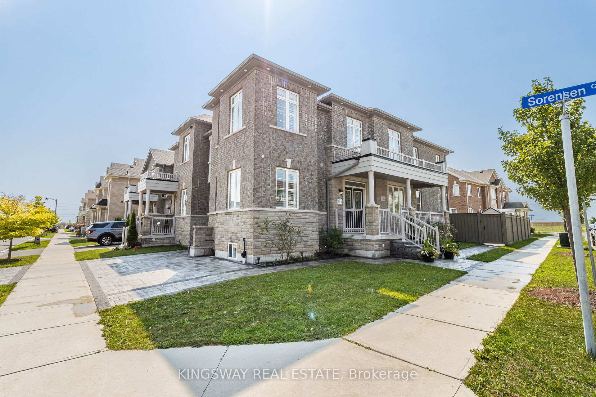 Photo 2 of 166 Bronson Terrace, Milton, Ford — HOMEH