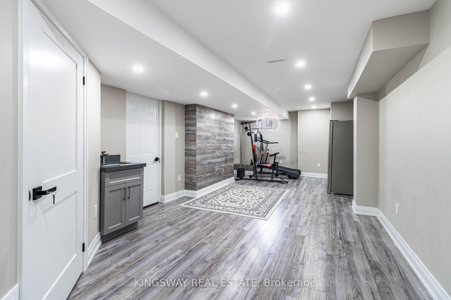 Photo 33 of 166 Bronson Terrace, Milton, Ford — HOMEH
