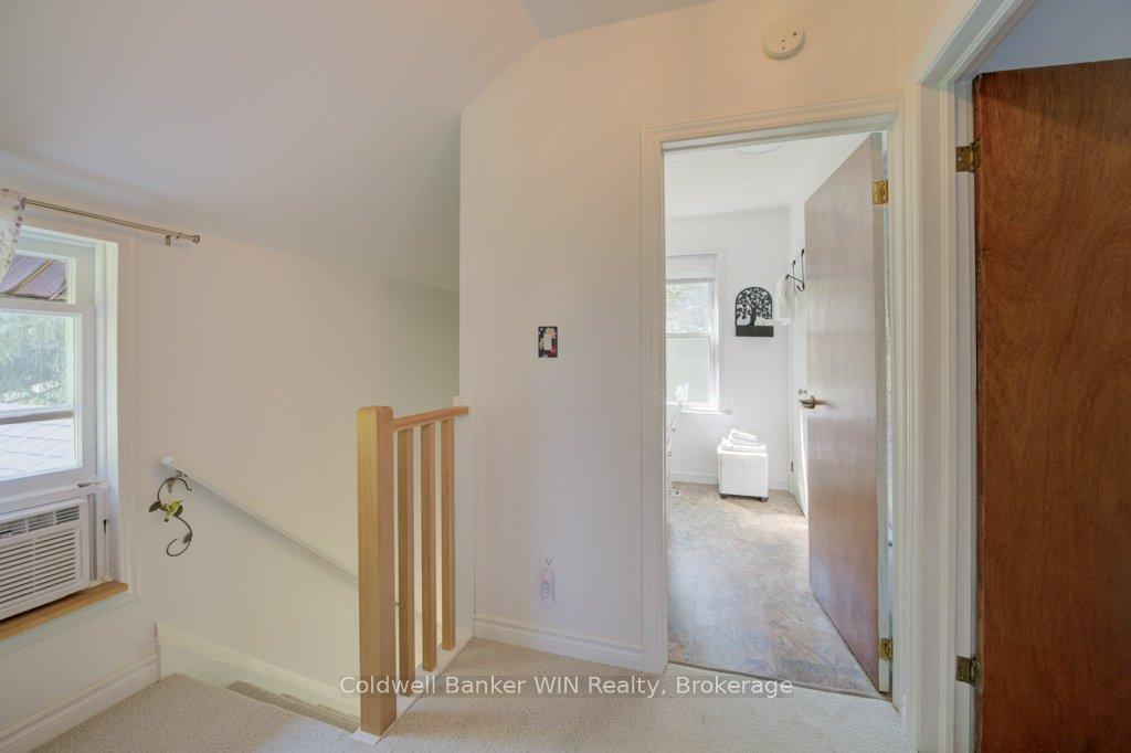 Photo 6 of 34 Clarke Street S, Minto — HOMEH