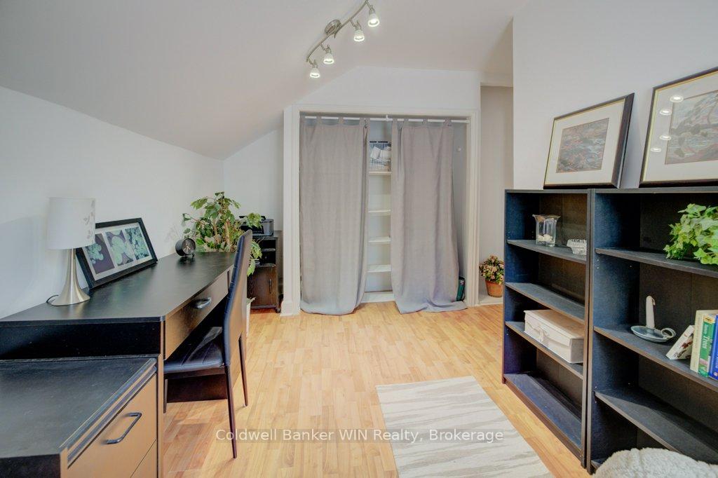 Photo 10 of 34 Clarke Street S, Minto — HOMEH