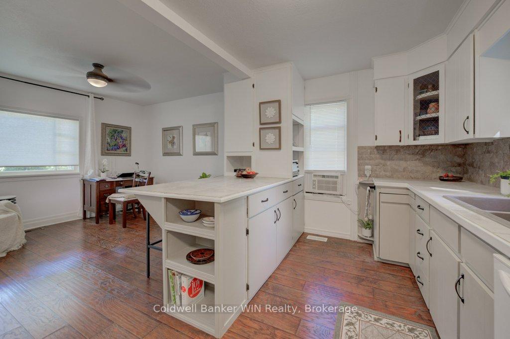 Photo 18 of 34 Clarke Street S, Minto — HOMEH