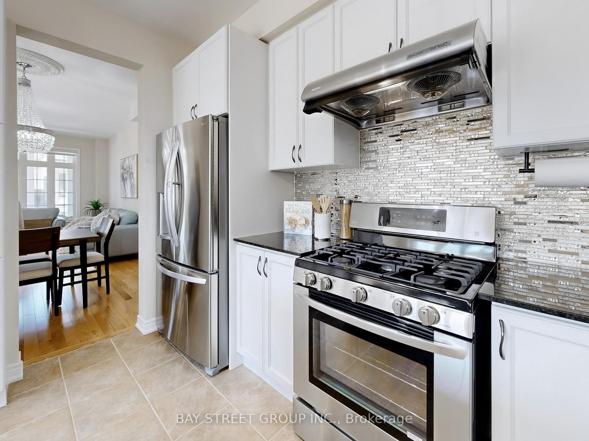 Photo 11 of 7 Windyton Avenue, Markham, Cornell — HOMEH