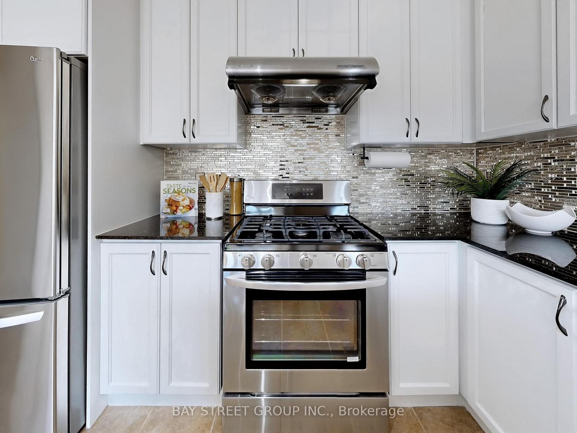 Photo 14 of 7 Windyton Avenue, Markham, Cornell — HOMEH