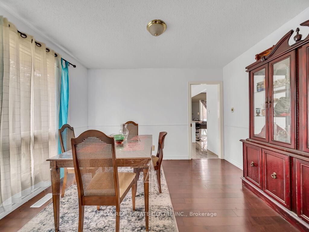 Photo 10 of 125 Biehn Drive, Kitchener — HOMEH