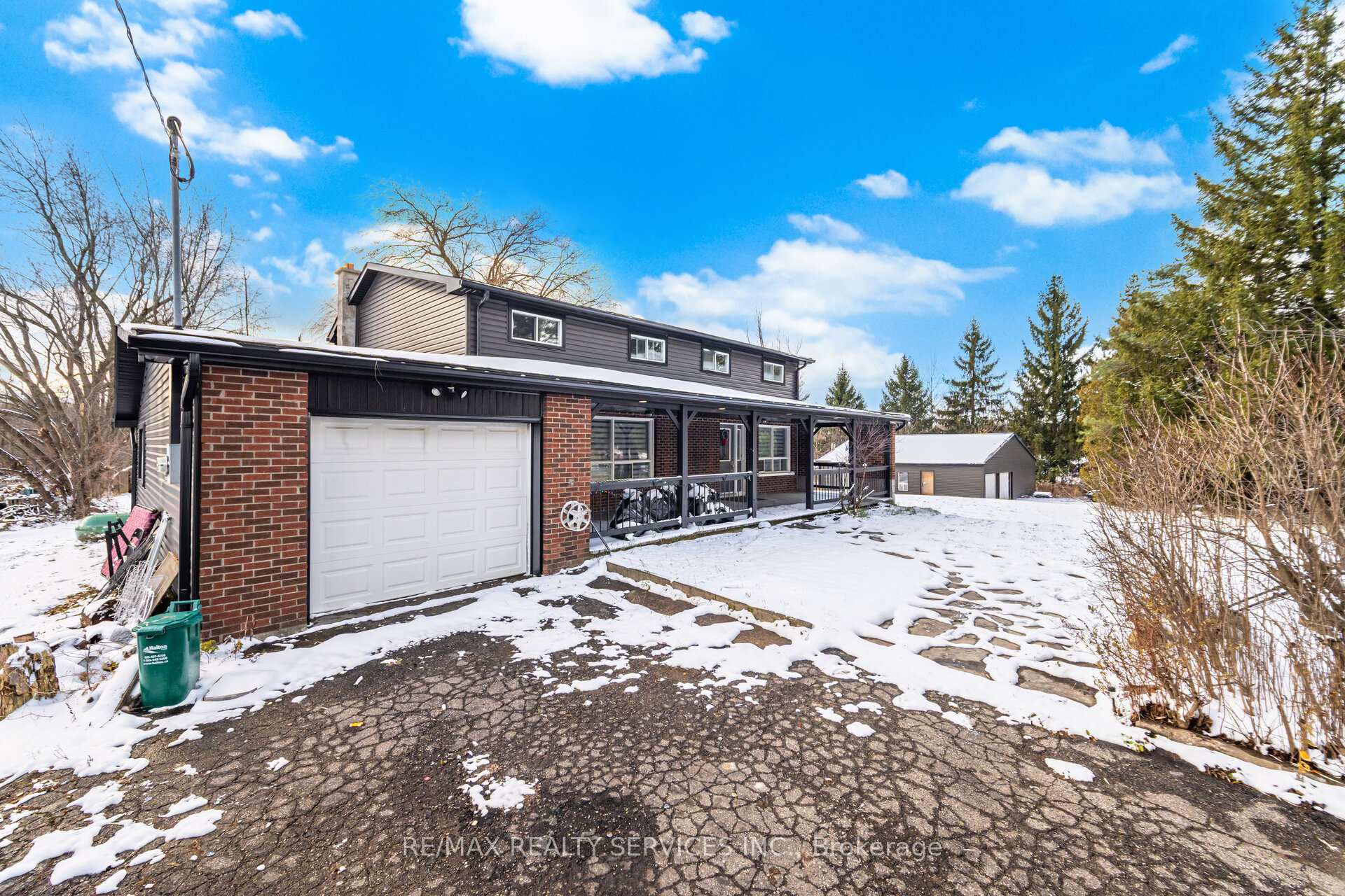 Photo 2 of 12270 Fourth Line, Milton, Rural Milton West — HOMEH