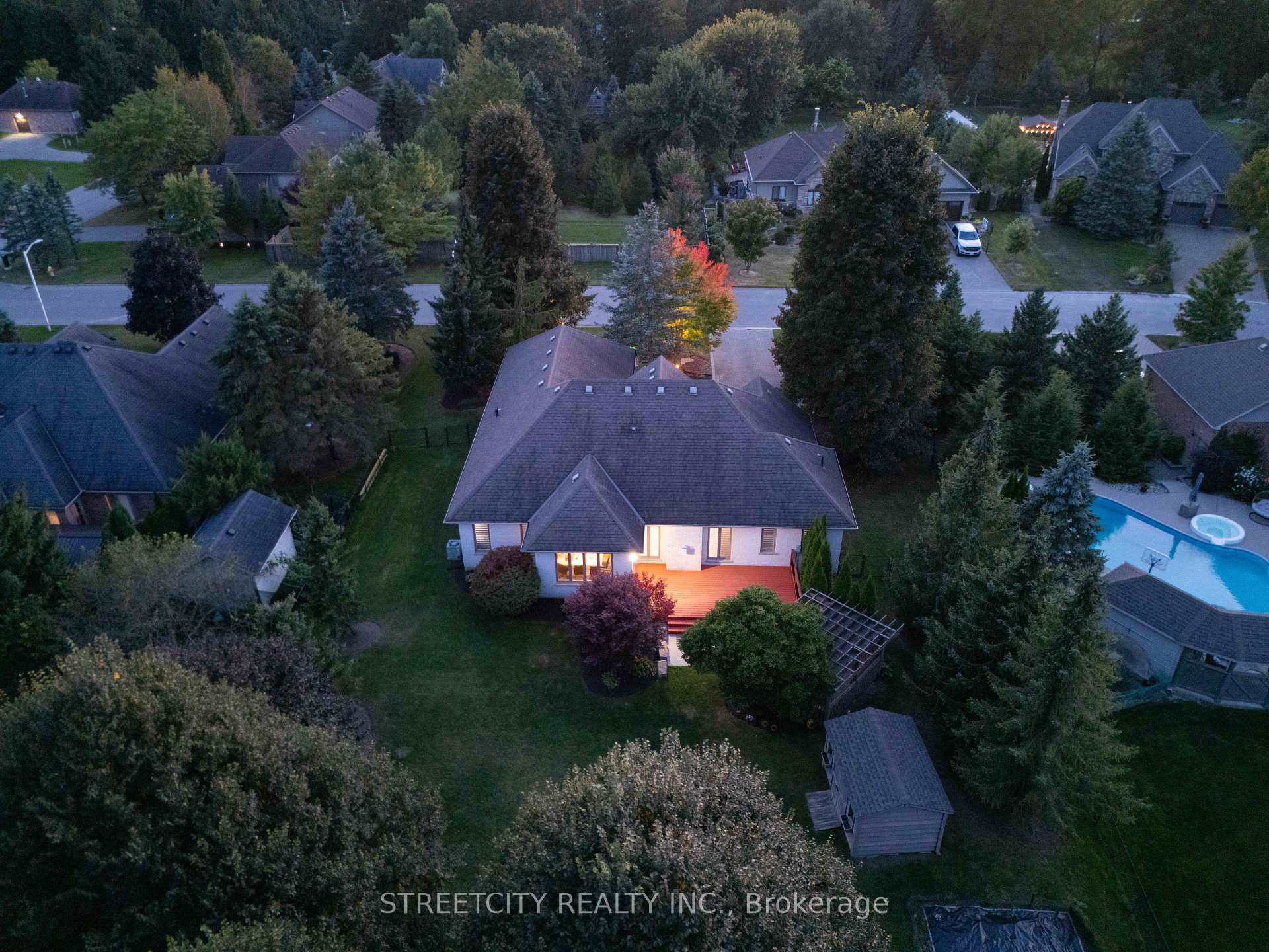 Photo 5 of 27 Wynfield Lane S, Middlesex Centre, Melrose — HOMEH