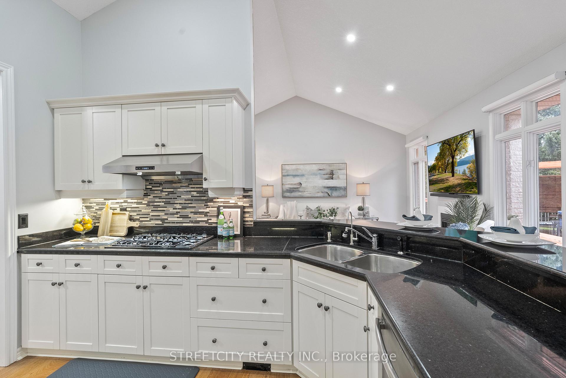 Photo 16 of 27 Wynfield Lane S, Middlesex Centre, Melrose — HOMEH