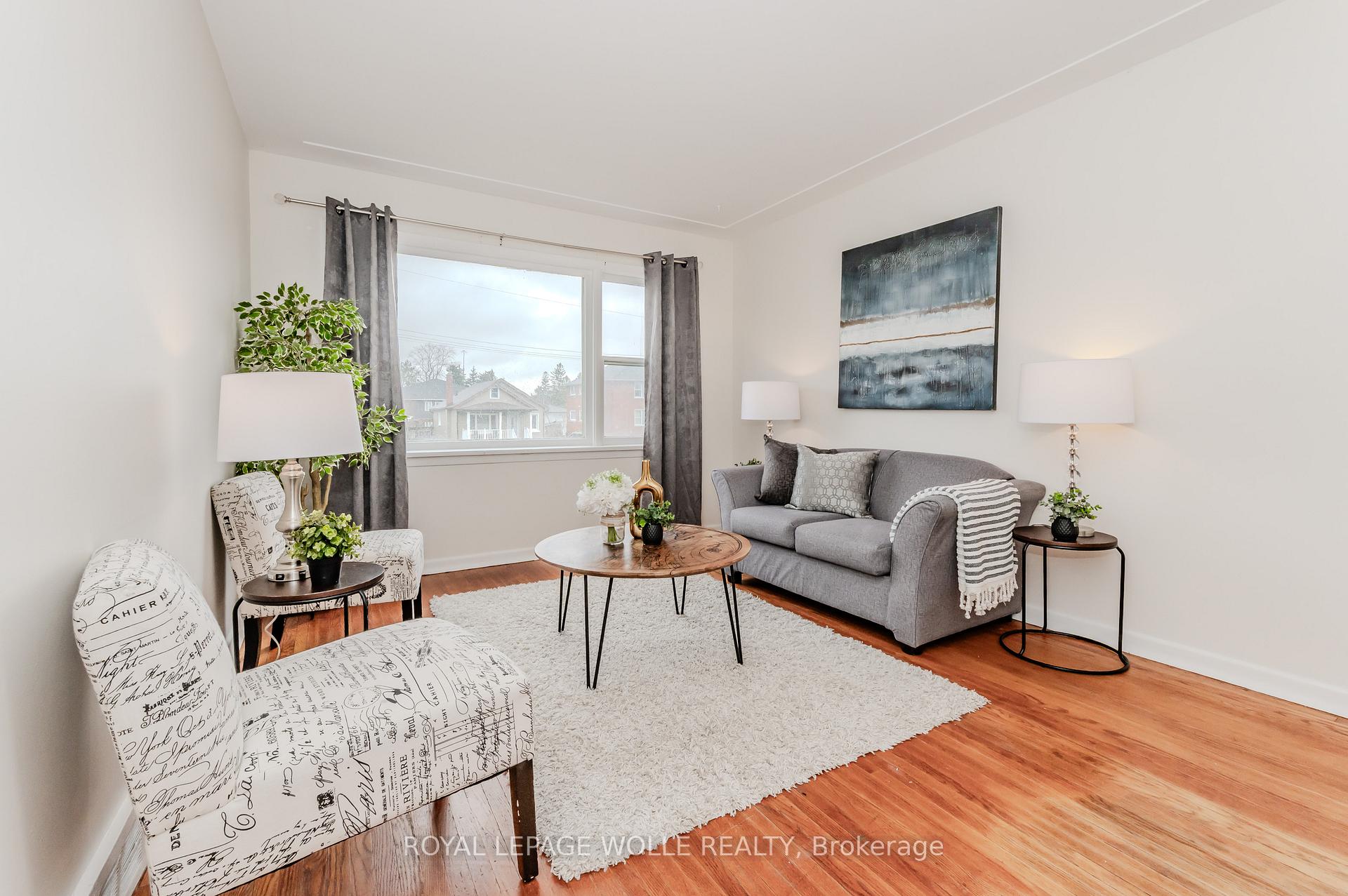 Photo 2 of 119 Fairmount Road, Kitchener — HOMEH