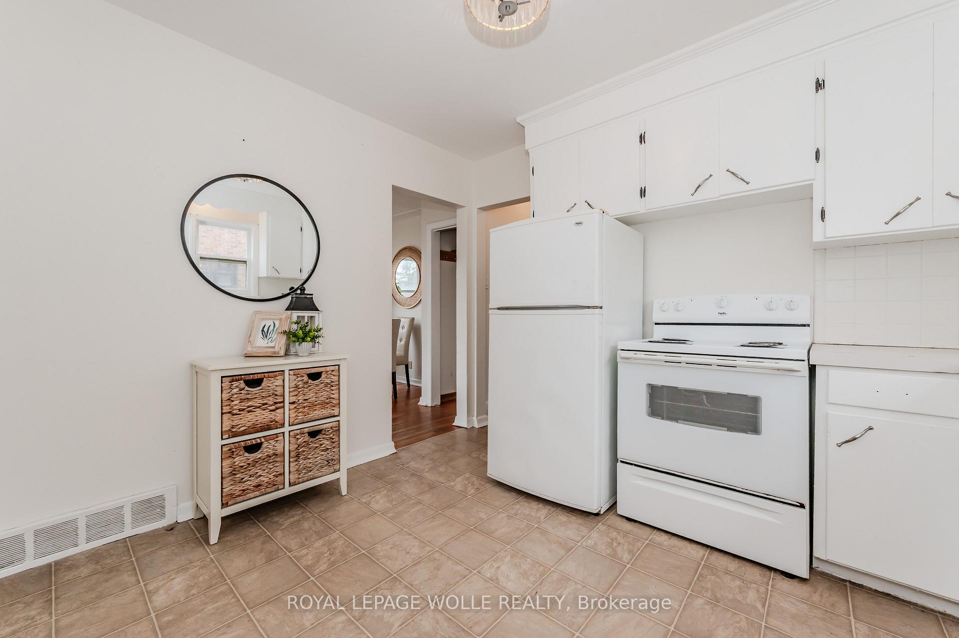 Photo 6 of 119 Fairmount Road, Kitchener — HOMEH