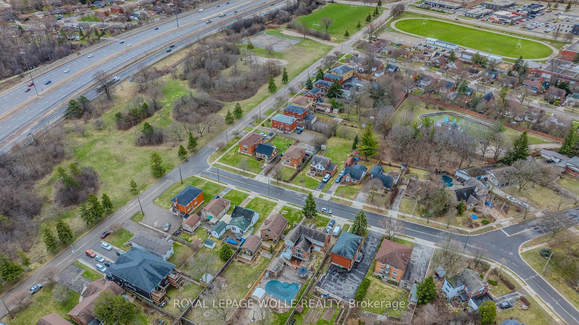Photo 32 of 119 Fairmount Road, Kitchener — HOMEH