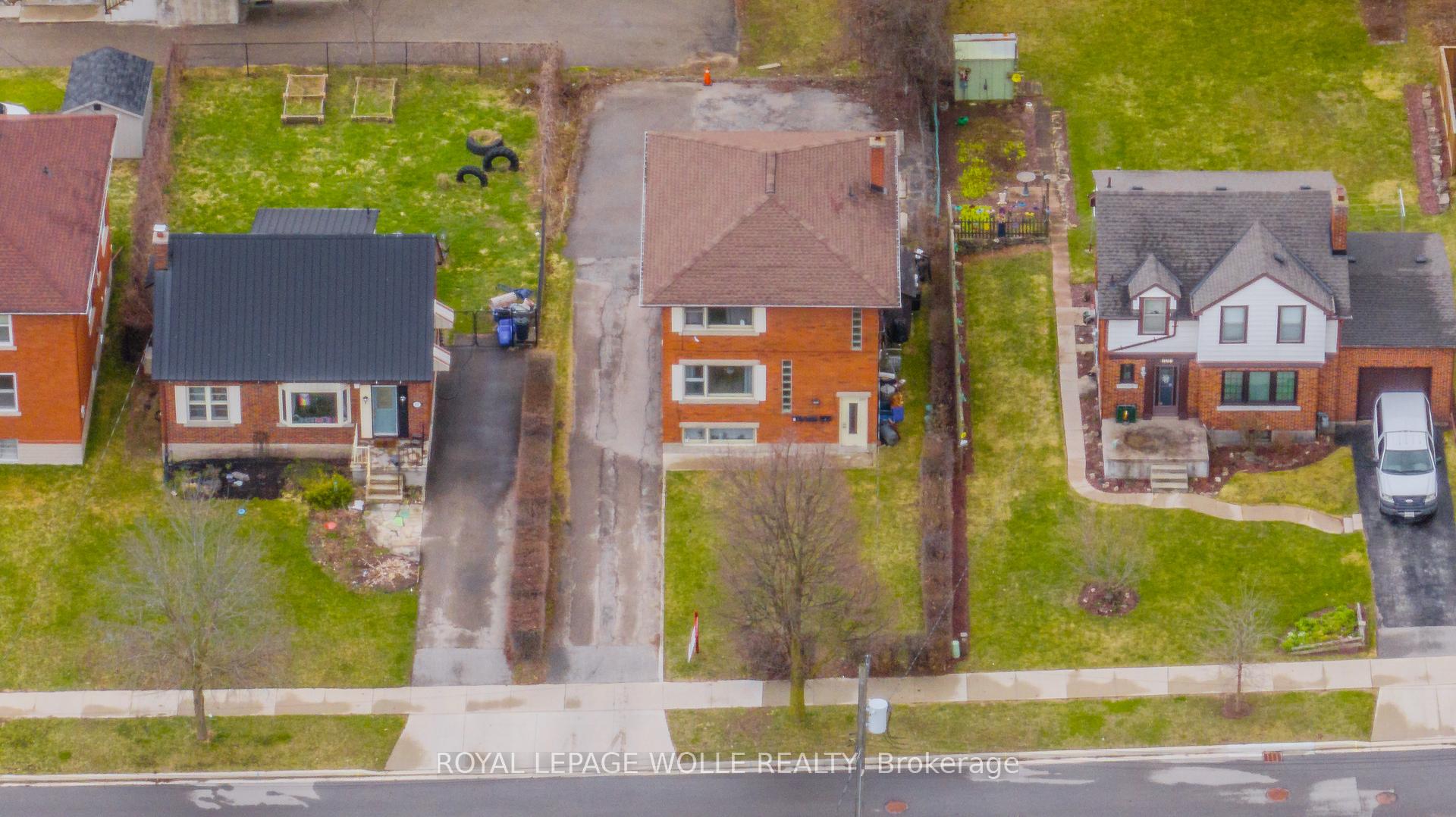 Photo 34 of 119 Fairmount Road, Kitchener — HOMEH