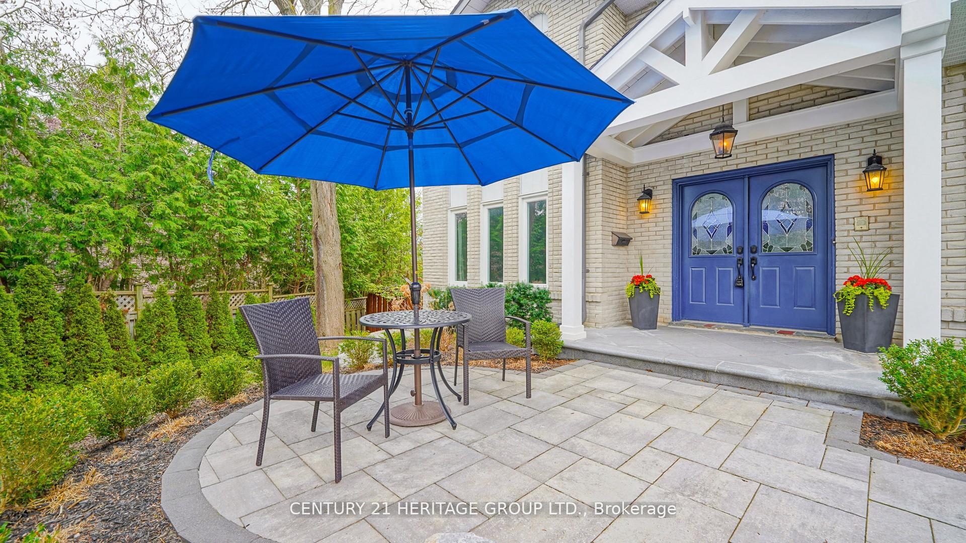 Photo 2 of 12 Cedar Forest Court, Markham, Royal Orchard — HOMEH