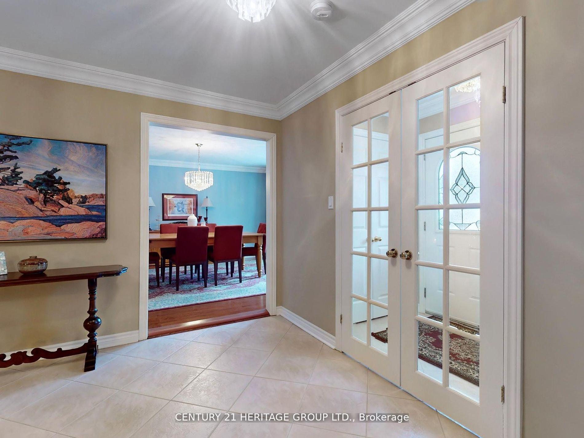 Photo 4 of 12 Cedar Forest Court, Markham, Royal Orchard — HOMEH