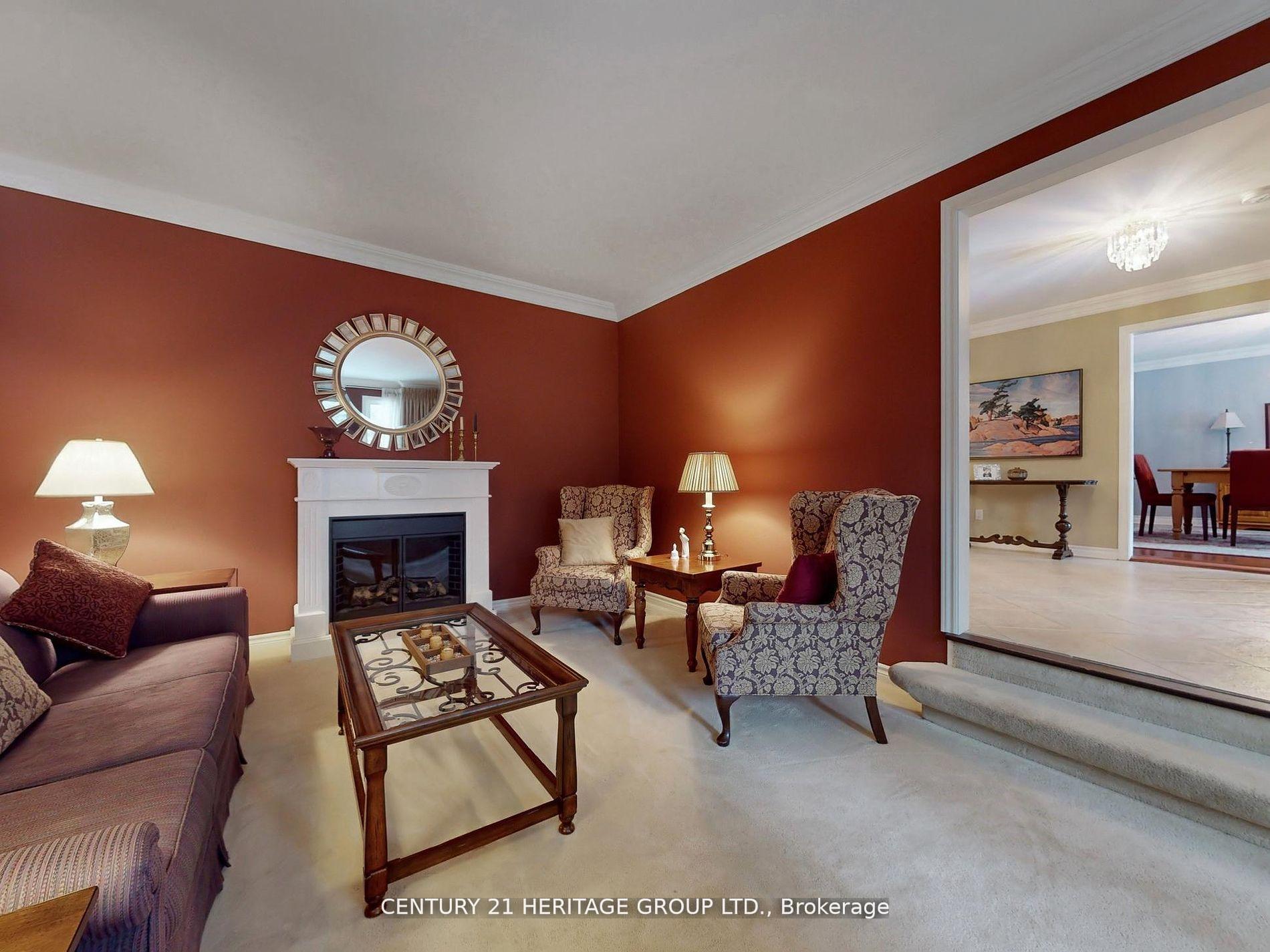 Photo 5 of 12 Cedar Forest Court, Markham, Royal Orchard — HOMEH