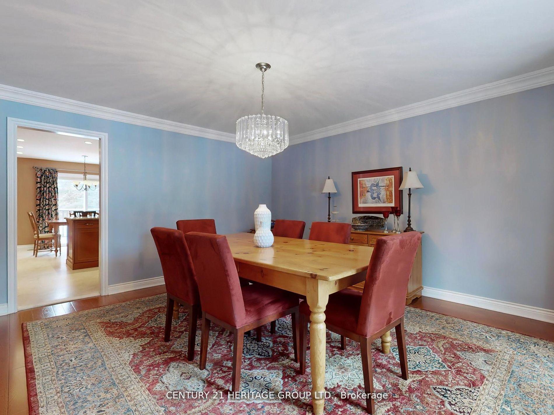 Photo 8 of 12 Cedar Forest Court, Markham, Royal Orchard — HOMEH