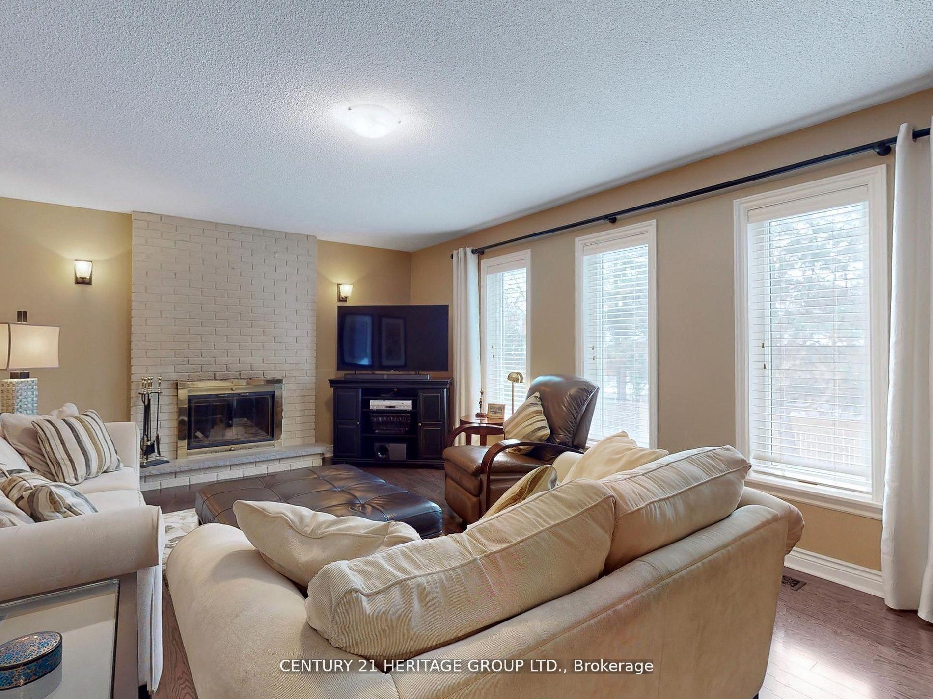 Photo 15 of 12 Cedar Forest Court, Markham, Royal Orchard — HOMEH