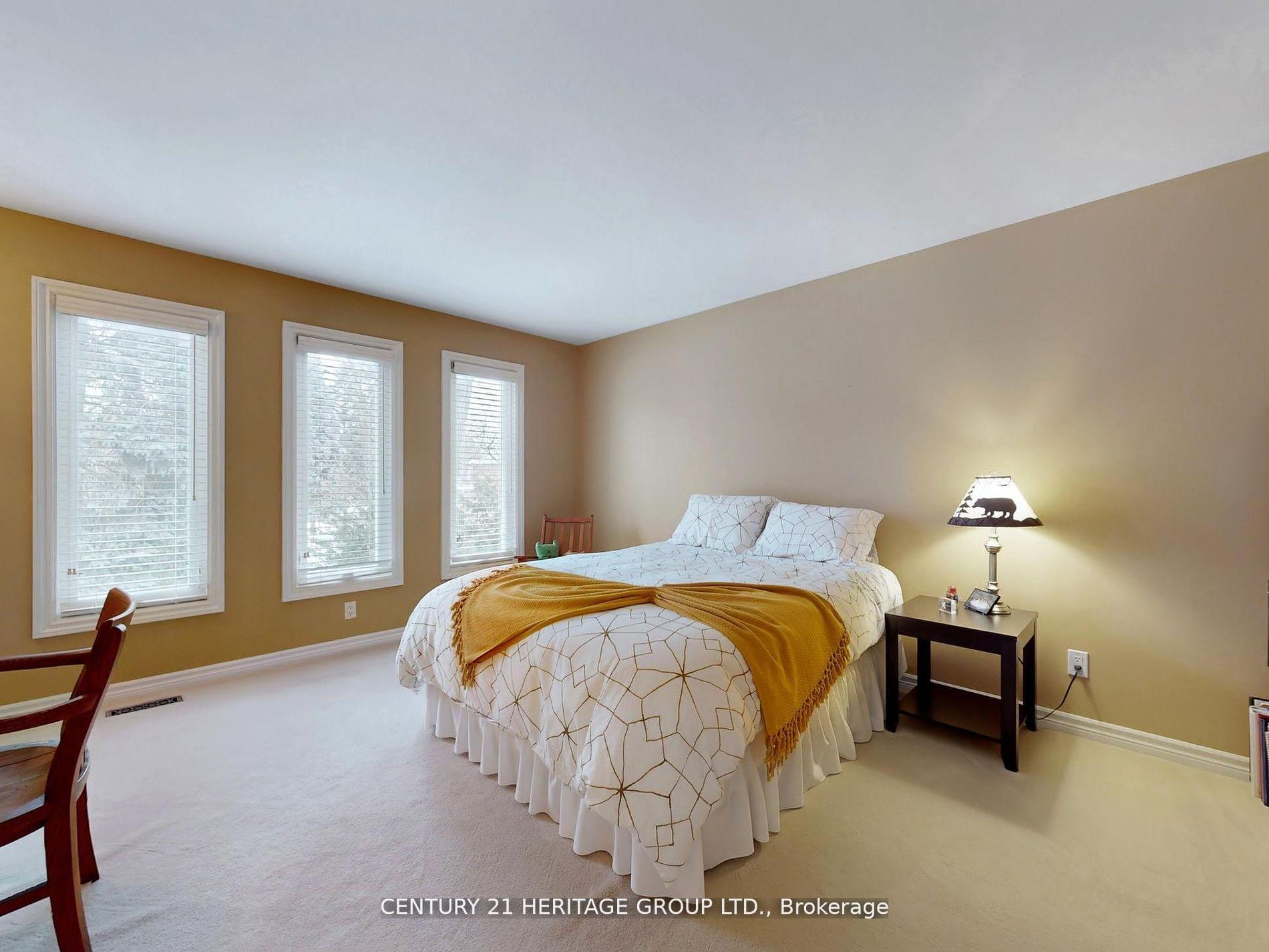 Photo 24 of 12 Cedar Forest Court, Markham, Royal Orchard — HOMEH
