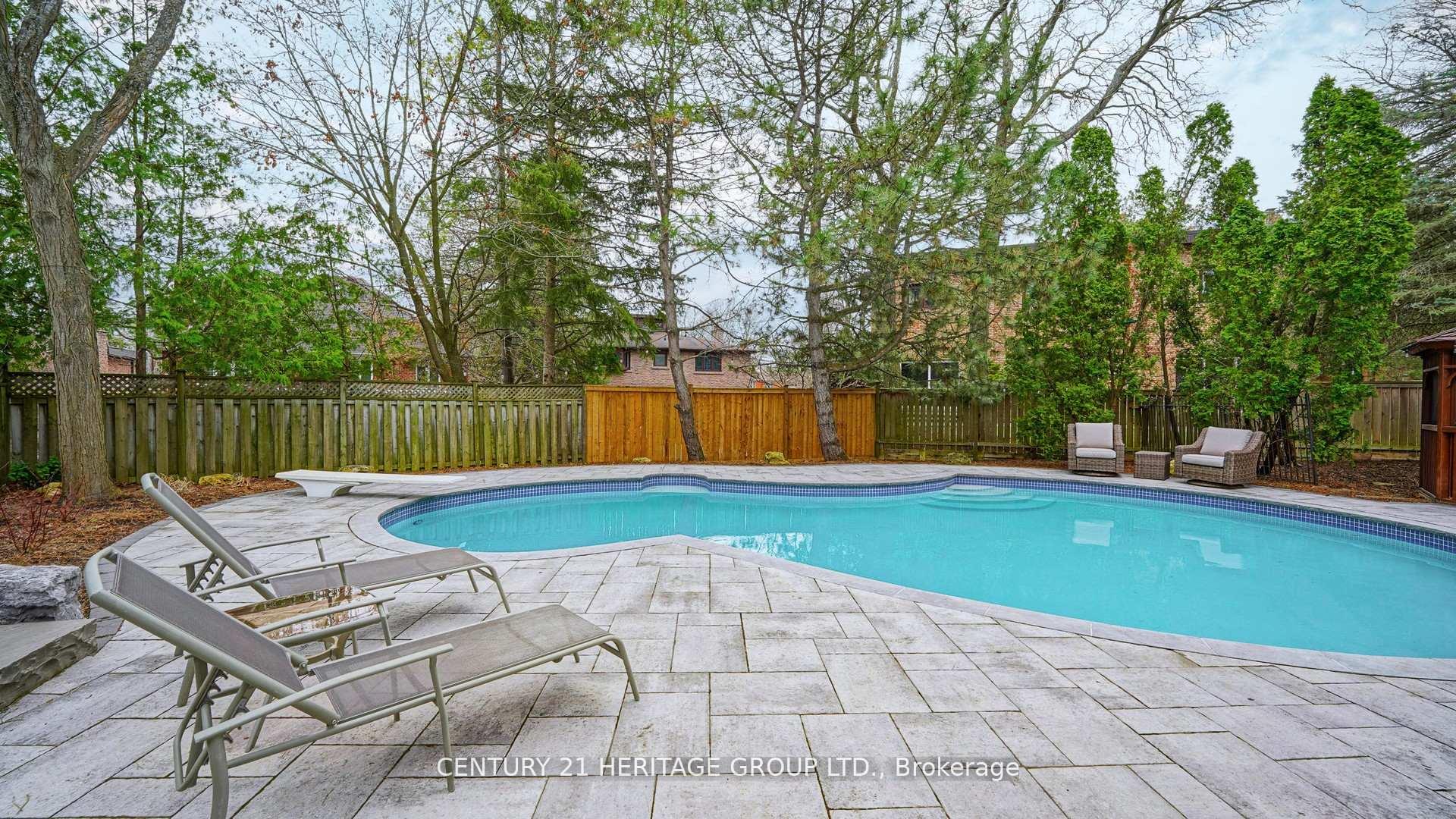 Photo 31 of 12 Cedar Forest Court, Markham, Royal Orchard — HOMEH