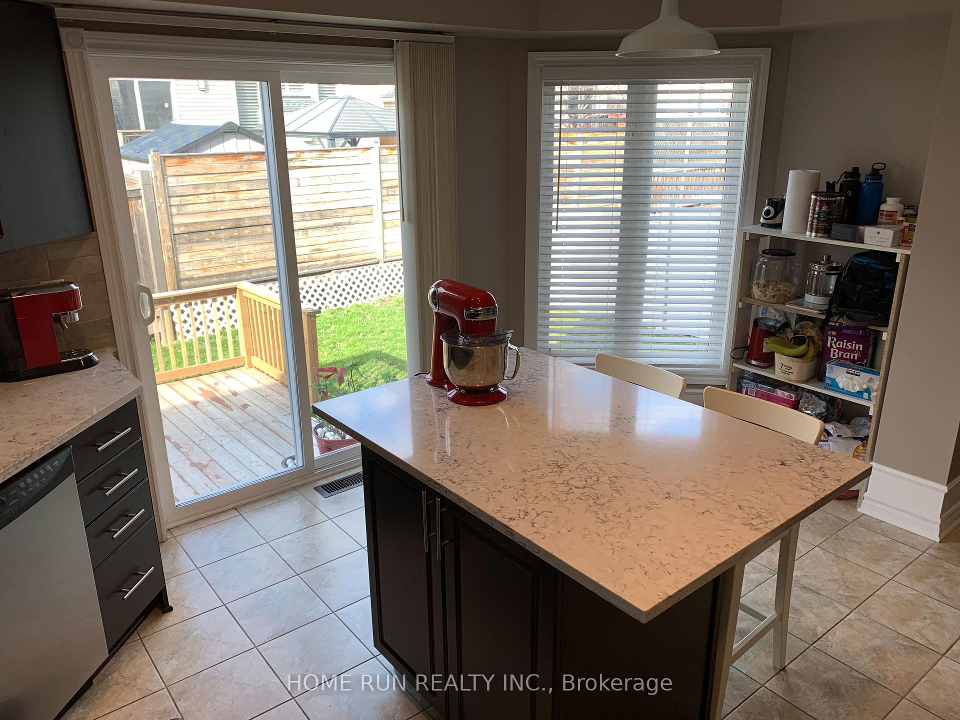 Photo 9 of 82 Cedar Valley Drive, Ottawa, Kanata - Bridlewood — HOMEH